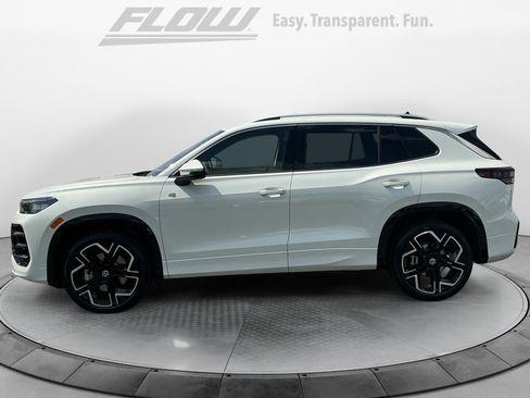 New 2026 Volkswagen Tiguan SEL R-Line AWD/4WD image 4