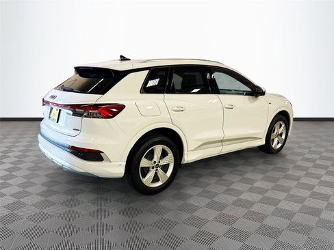 Certified 2023 Audi Q4 e-tron Premium Plus w/ Premium Plus AWD/4WD image 7