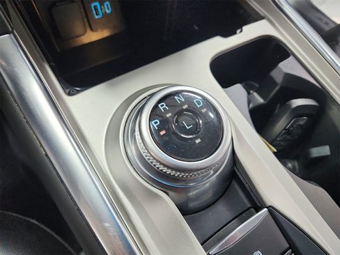 Used 2024 Ford Explorer XLT w/ Equipment Group 202A image 26