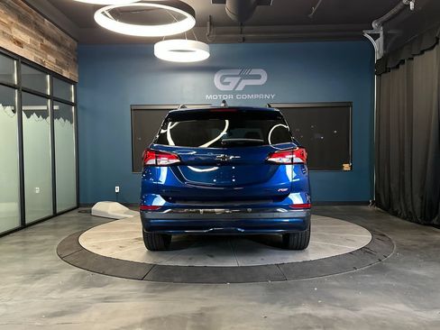 Used 2022 Chevrolet Equinox RS w/ RS Leather Package AWD/4WD image 4