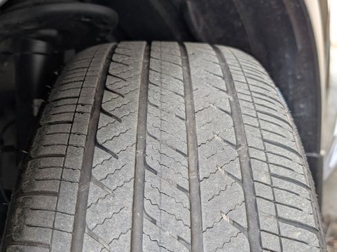 Used 2024 Nissan Pathfinder Platinum w/ Cargo Package image 38