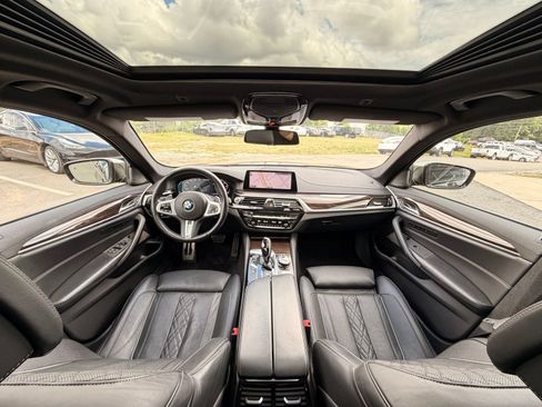 Used 2020 BMW M550i xDrive w/ Executive Package AWD/4WD image 31