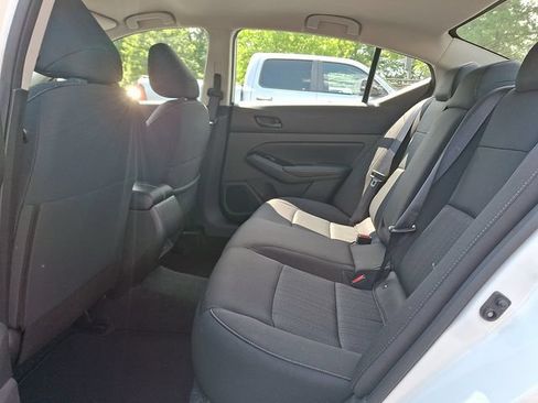 Used 2023 Nissan Altima 2.5 SV AWD/4WD image 11