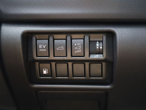 New 2026 Subaru Forester Touring AWD/4WD image 16