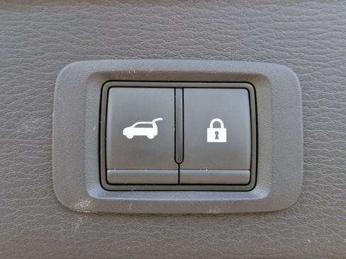 Used 2024 Mitsubishi Outlander SE image 14