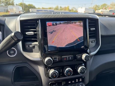 Used 2025 RAM 2500 Big Horn w/ Bed Convenience Group image 24