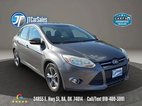 Used 2014 Ford Focus SE w/ SE Sport Package image 1