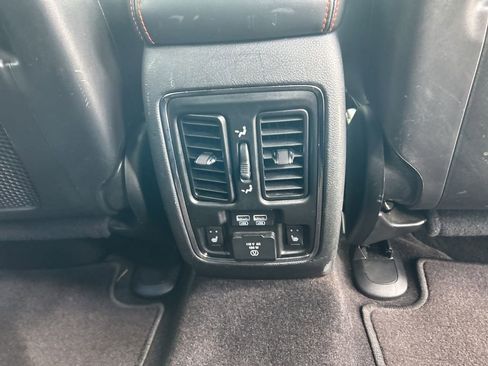 Used 2016 Jeep Grand Cherokee Limited 75th Anniversary image 29