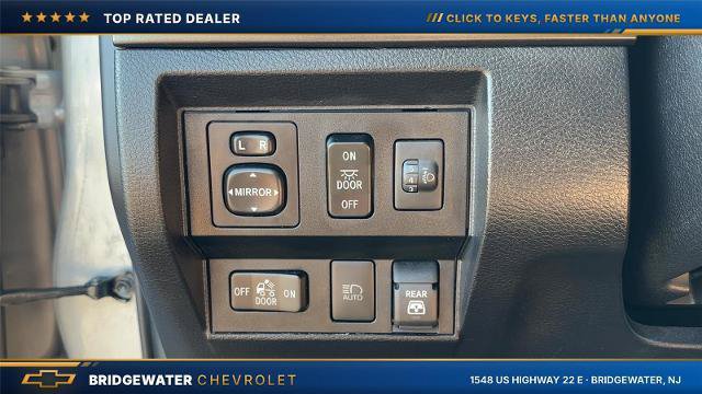Used 2020 Toyota Tundra 4x4 CrewMax image 29