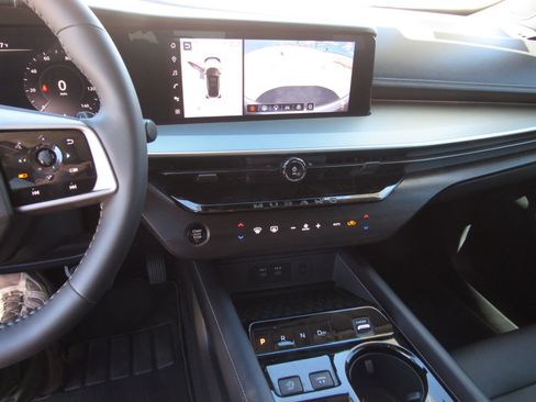 Used 2025 Nissan Murano SL AWD/4WD image 20