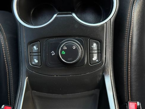 Used 2019 GMC Terrain SLT AWD/4WD image 36
