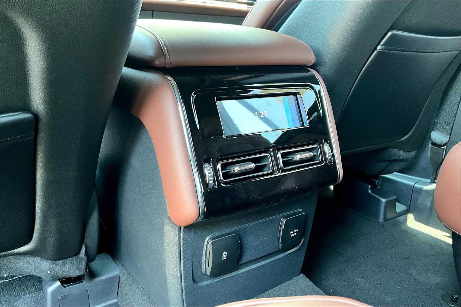 Used 2025 Lincoln Aviator Reserve w/ Luxury Package AWD/4WD image 20