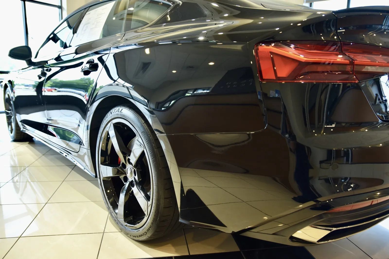 Used 2023 Audi A5 2.0T Premium Plus w/ Premium Plus AWD/4WD image 9