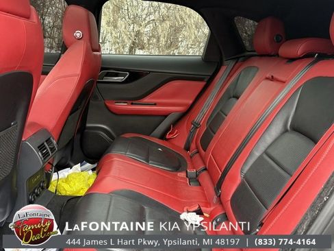 Used 2018 Jaguar F-PACE S image 10