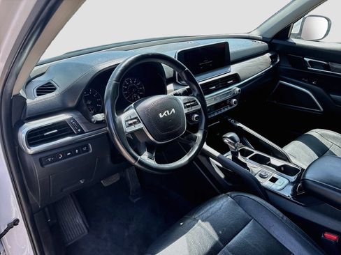 Used 2022 Kia Telluride EX FWD image 9
