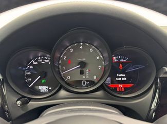 Used 2022 Porsche Macan S video 2