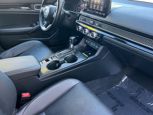 Used 2022 Honda Civic Sport Touring image 17