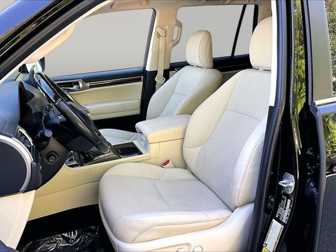 Certified 2023 Lexus GX 460 Premium w/ Premium Package AWD/4WD image 9