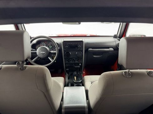 Used 2009 Jeep Wrangler X image 12