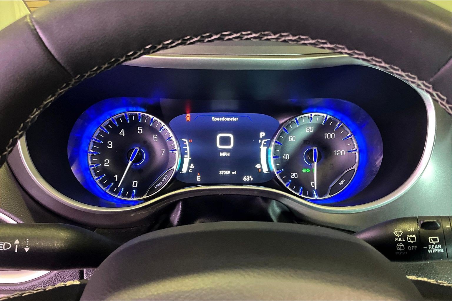 Used 2024 Chrysler Pacifica Touring-L FWD image 14