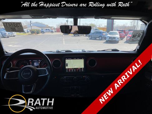 Used 2022 Jeep Gladiator Rubicon w/ Trailer Tow Package image 16