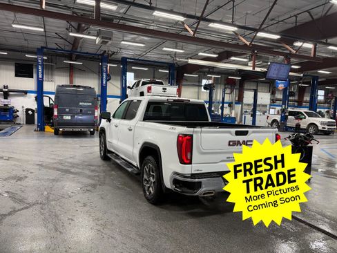 Used 2025 GMC Sierra 1500 SLT w/ SLT Premium Plus Package image 5