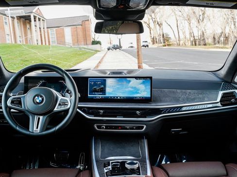 Certified 2025 BMW X5 M60i image 12