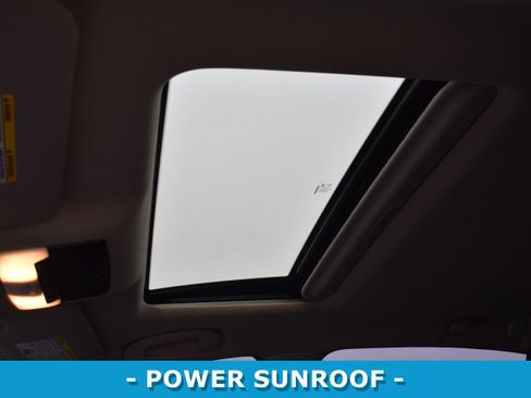 Used 2019 Nissan Altima 2.5 SR w/ SR Premium Package image 17