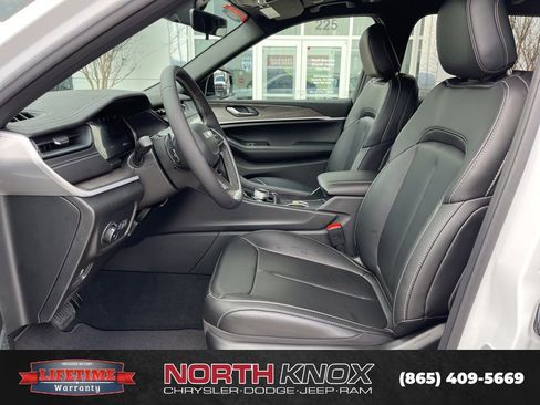 New 2026 Jeep Grand Cherokee L Limited AWD/4WD image 3