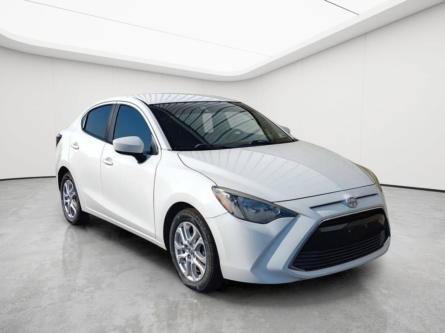 Used 2016 Scion iA FWD image 3
