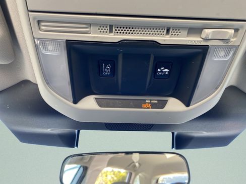 Used 2023 Subaru Forester image 31