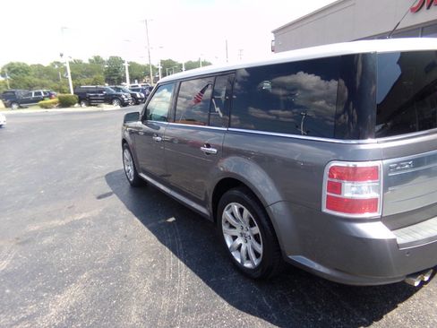 Used 2010 Ford Flex Limited FWD image 37