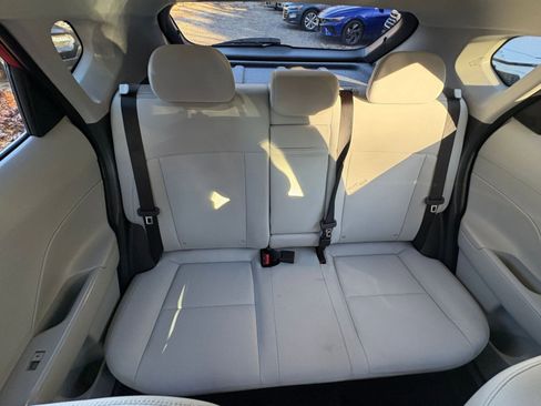 Used 2025 Hyundai Kona SEL image 38