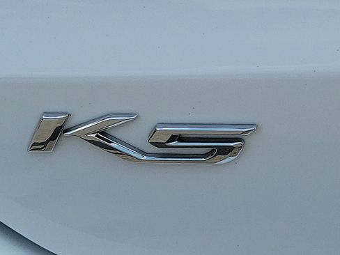 Used 2021 Kia K5 LXS image 27