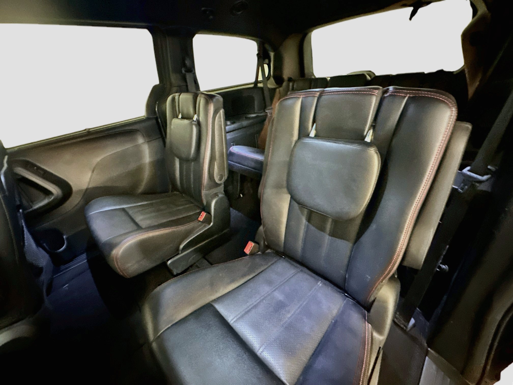 Used 2018 Dodge Grand Caravan GT FWD image 29