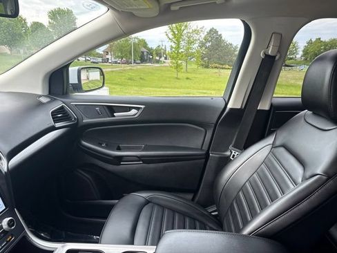 Certified 2024 Ford Edge SEL w/ Convenience Package AWD/4WD image 13