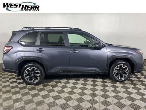 Used 2025 Subaru Forester Premium AWD/4WD image 48