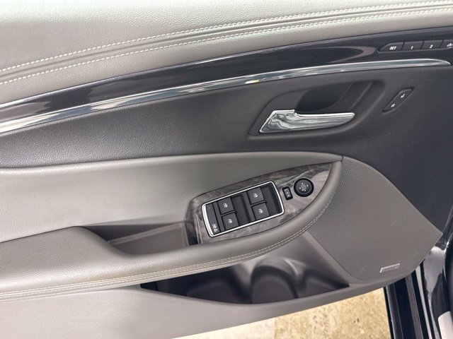Used 2015 Chevrolet Impala LTZ FWD image 14
