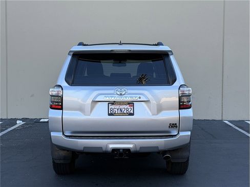 Used 2019 Toyota 4Runner SR5 Premium w/ Wilderness Package image 6
