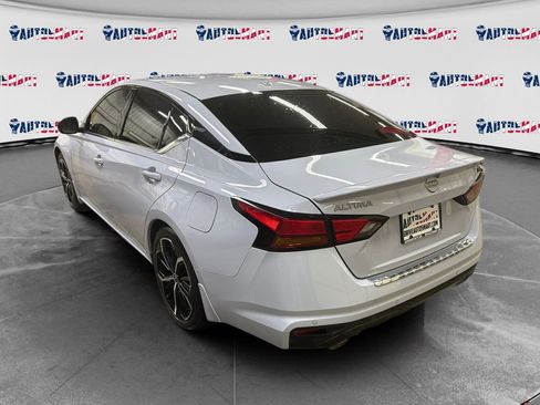 Used 2023 Nissan Altima 2.5 SR image 5