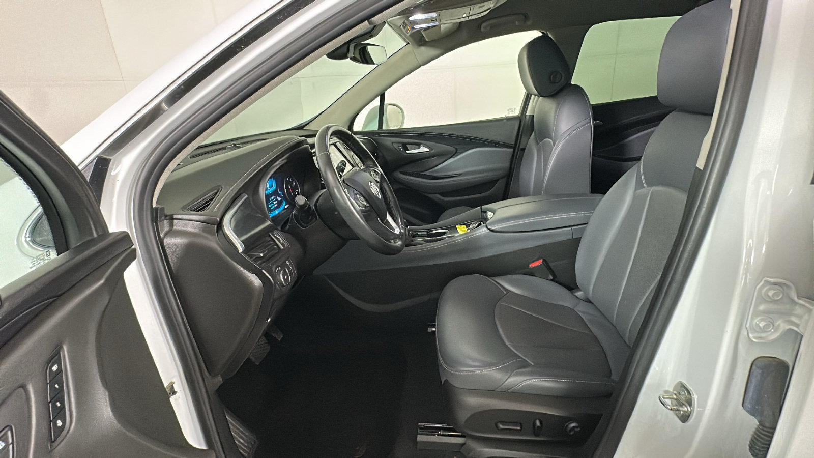 Used 2020 Buick Envision Premium AWD/4WD image 13
