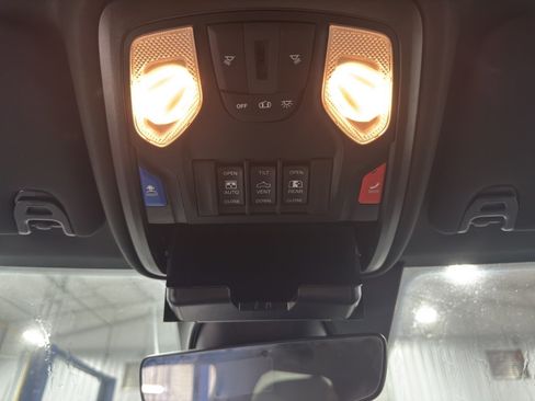 Used 2024 RAM 2500 Big Horn w/ Night Edition AWD/4WD image 22