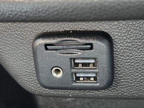 Used 2021 Chevrolet Traverse RS w/ LPO, Floor Liner Package image 21