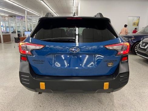 Used 2022 Subaru Outback Wilderness AWD/4WD image 5