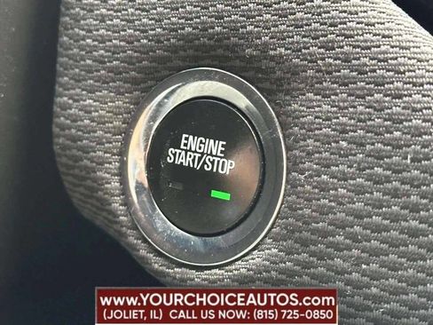 Used 2019 Chevrolet Cruze LT w/ Convenience Package image 24