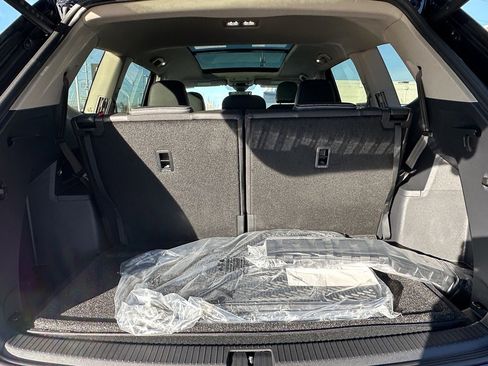 New 2026 Volkswagen Atlas SEL image 4