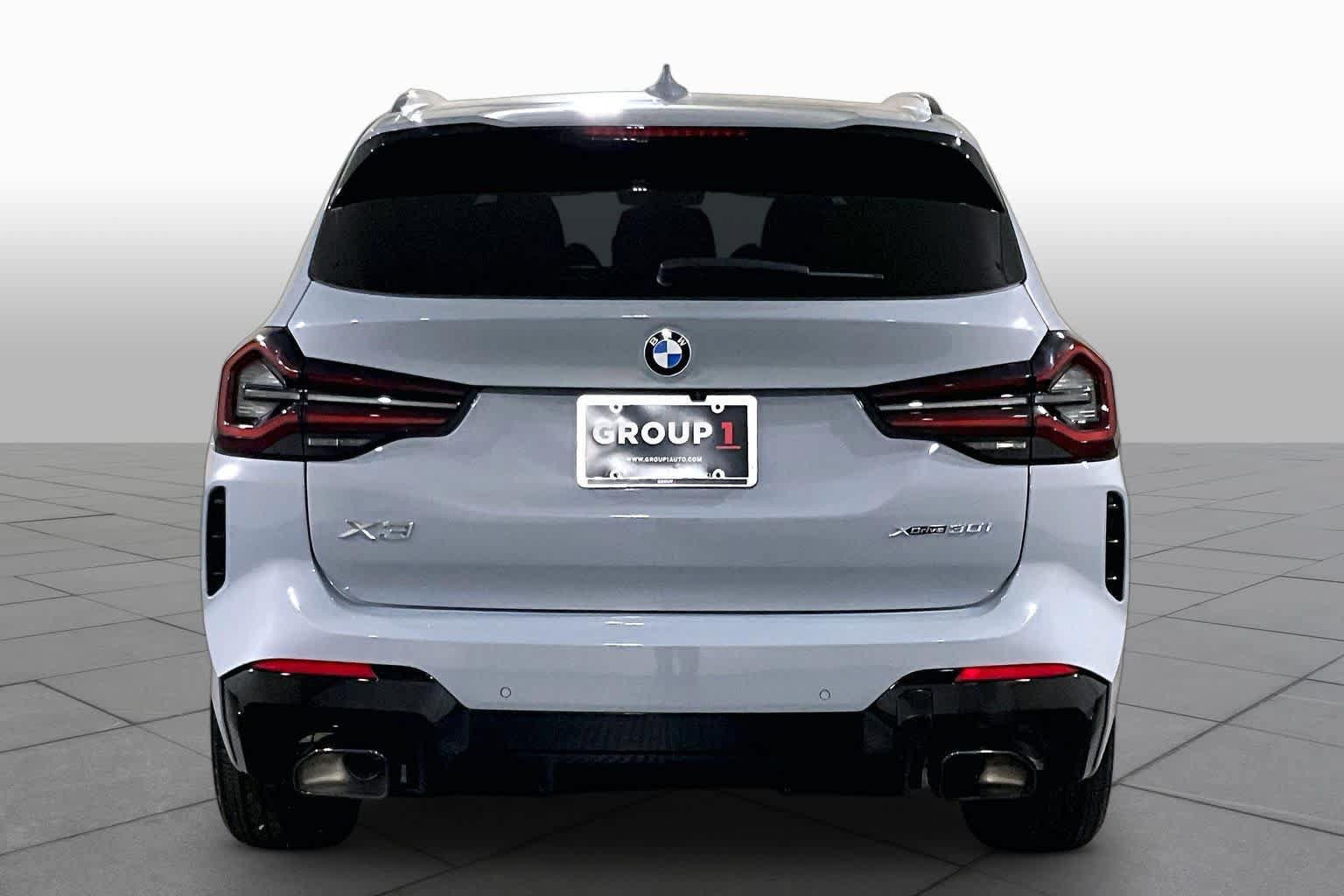Used 2023 BMW X3 xDrive30i w/ M Sport Package AWD/4WD image 4