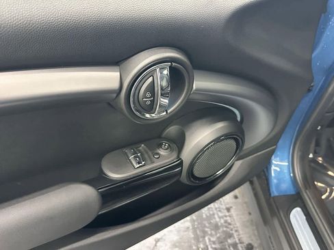 Certified 2023 MINI Cooper 2-Door Hardtop image 13