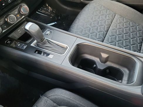 Certified 2025 Nissan Kicks SV image 13