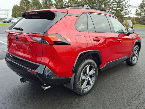 Used 2021 Toyota RAV4 SE image 7